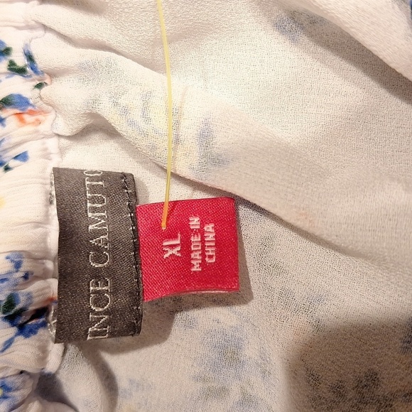 l Vince Camuto floral pretty sleeve lining regular size top XL - Picture 5 of 5